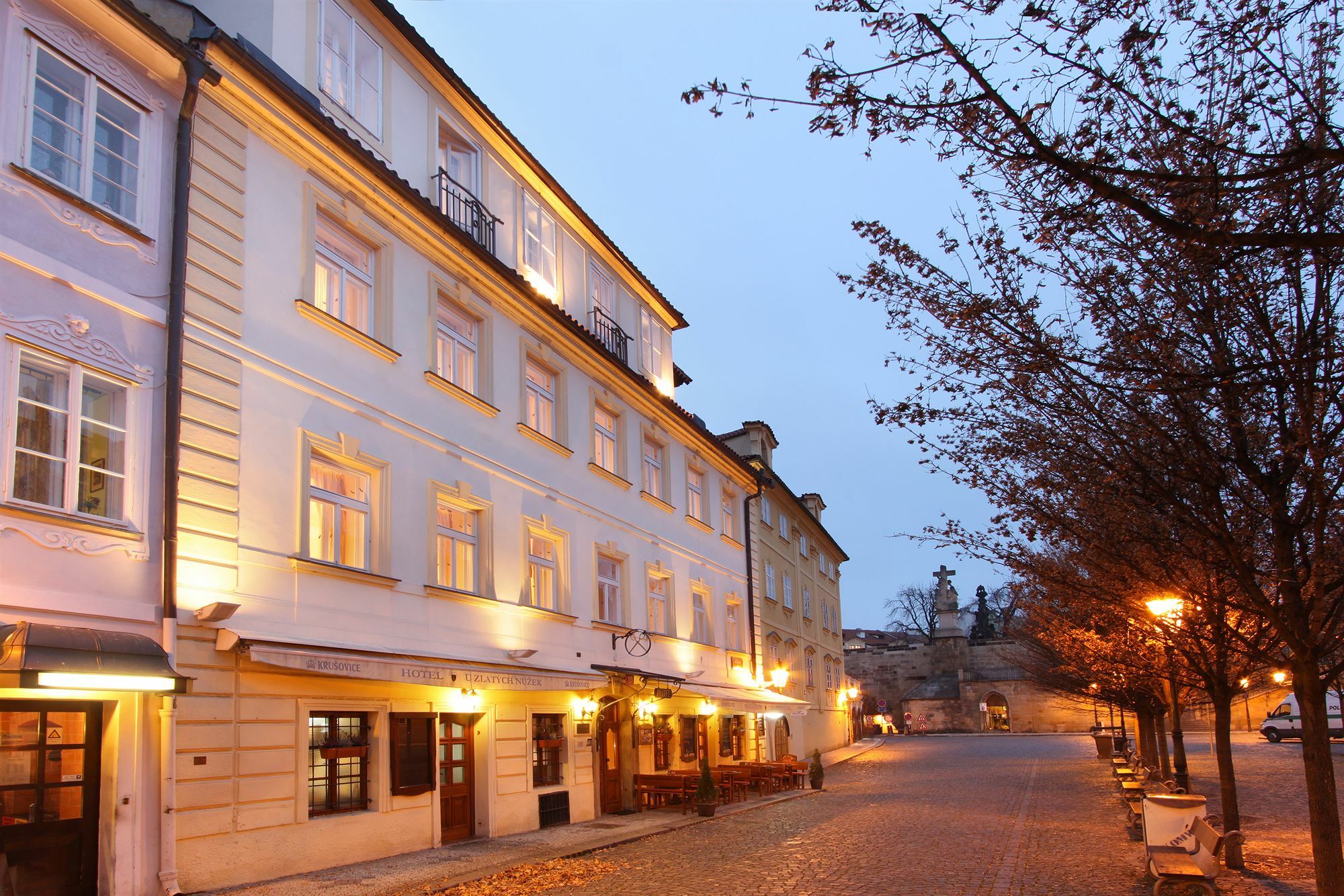 At The Golden Scissors 4* Prague